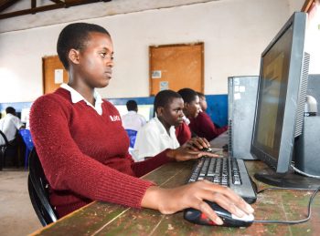 Girls in ICT project addressing the gender devide in Malawi (1)